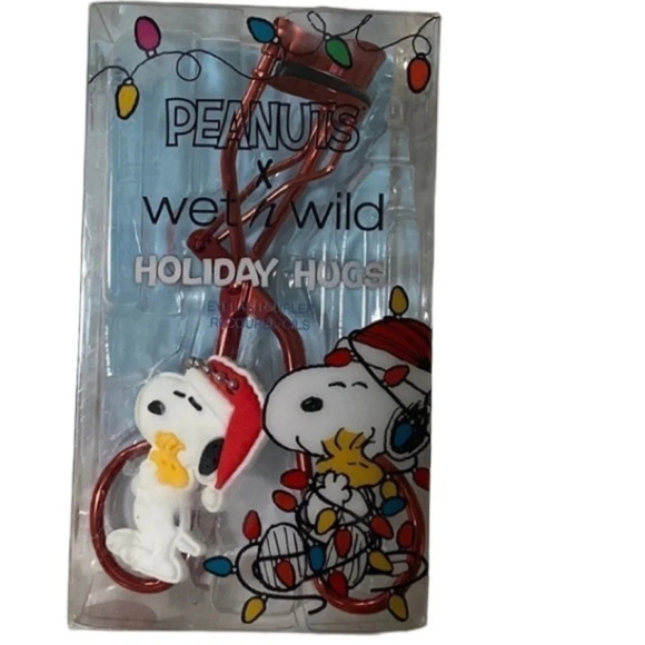 WET N WILD SET Ltd Peanuts Holiday Hugs Eyelash Curler Liquid Eyeliner NEW NIP - Picture 8 of 16